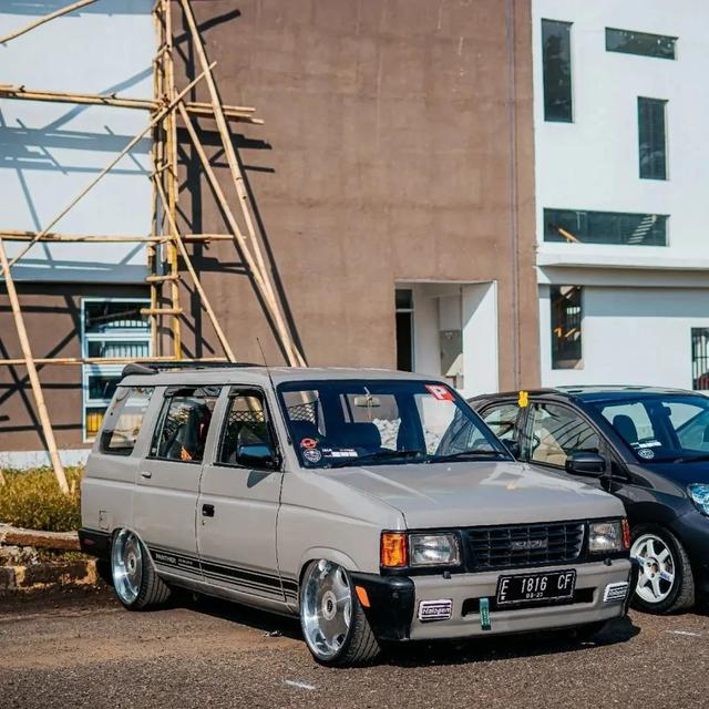 10 Potret Modifikasi Isuzu Panther, Raja Diesel yang Melegenda