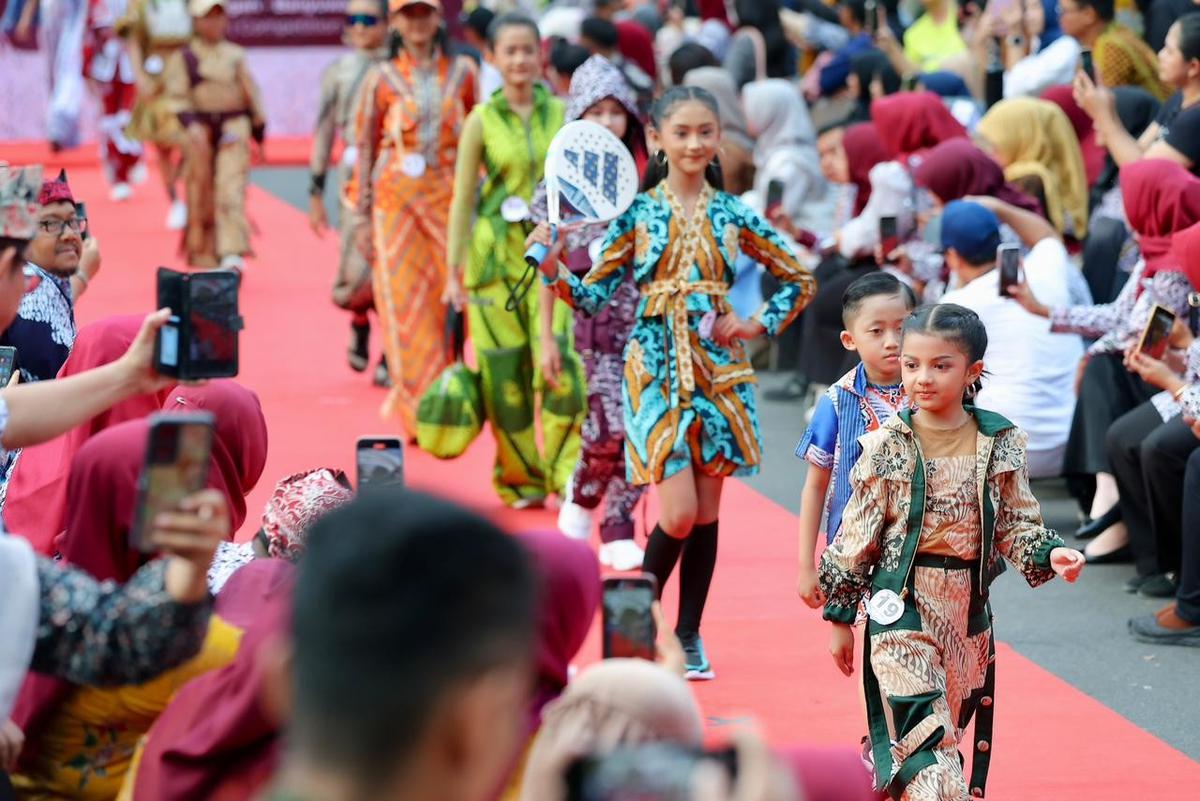 Fashion Lorong Bambu