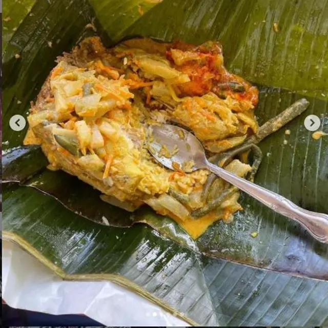 Bersantap di Restoran di Los Angeles, Yellow Claw Pilih Nasi Padang dan Mi Goreng