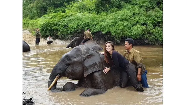 6 Potret Kenangan Wulan Guritno Bareng Gajah Rahman, Mati Diracun dan Gading Dicuri