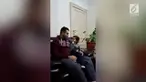 Seorang balita cilik tak ragu-ragu mengkoreksi sang ayah saat membaca ayat suci Al Quran. Aksi sang balita pun menuai pujian.