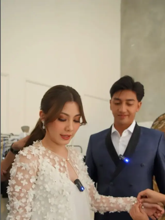 6 Potret di Balik Layar Prewedding Harris Vriza dan Haviza Devi, Hari Bahagia Semakin Dekat