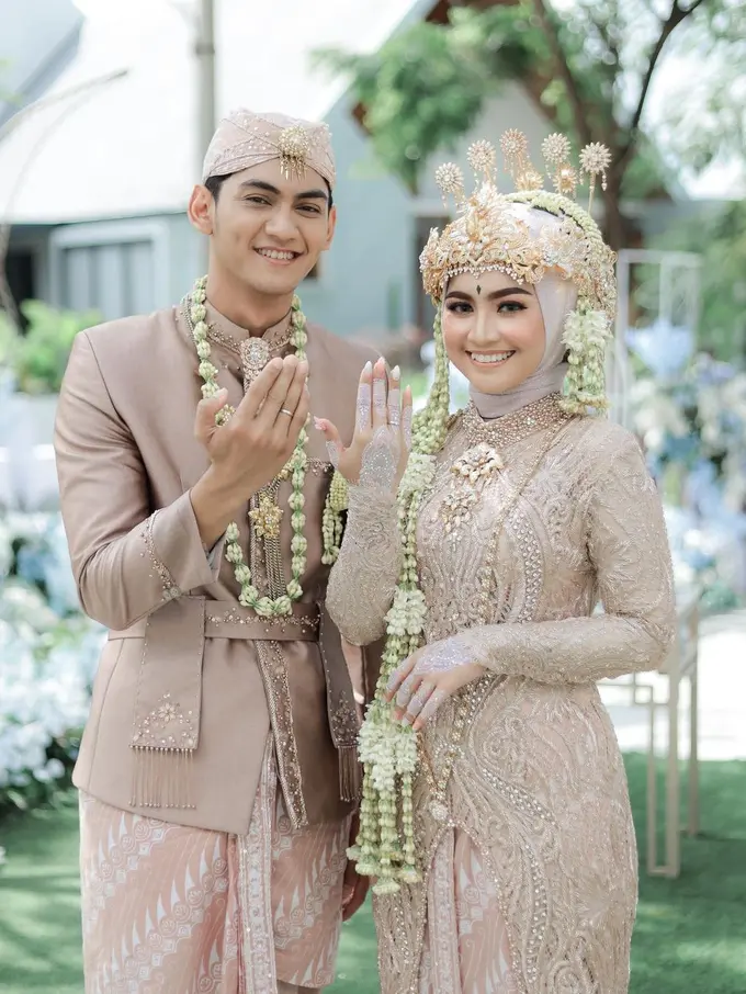 Vicky Kalea dan Alliza Putri