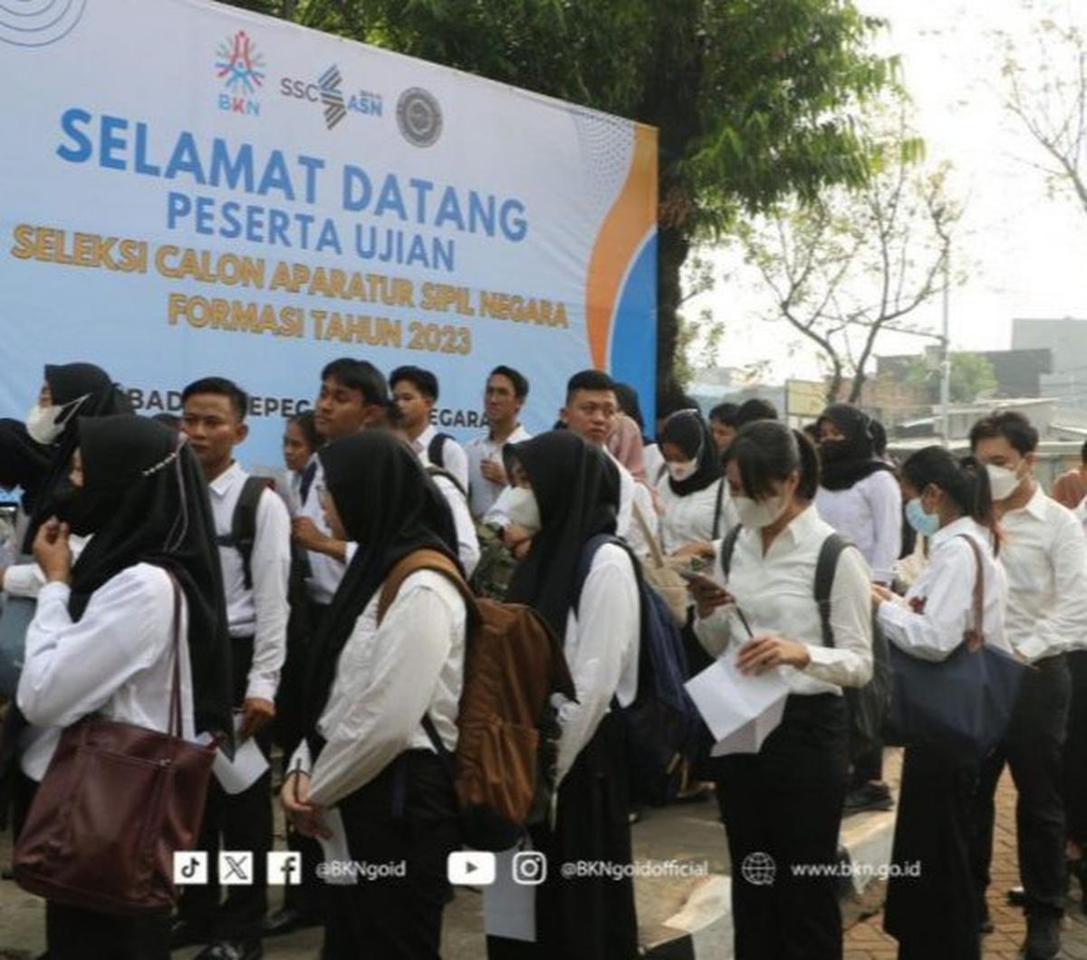 "Kami dorong agar instansi pemerintah, baik pusat maupun daerah memanfaatkan alokasi formasi secara baik agar reformasi birokrasi berdampak bisa benar-benar terwujud secara optimal," jelas Anas.<br>