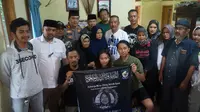 Persib Melayat Bobotoh Wanita Asal Garut Meninggal karena Kecelakaan saat Konvoi Juara