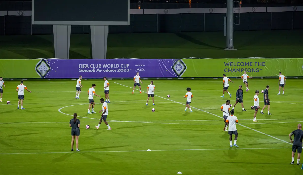Di atas kertas, Man City bakal lebih difavoritkan daripada Fluminense untuk memenangi partai final dan mengukuhkan nama mereka sebagai klub terbaik dunia. (AP Photo/Manu Fernandez)