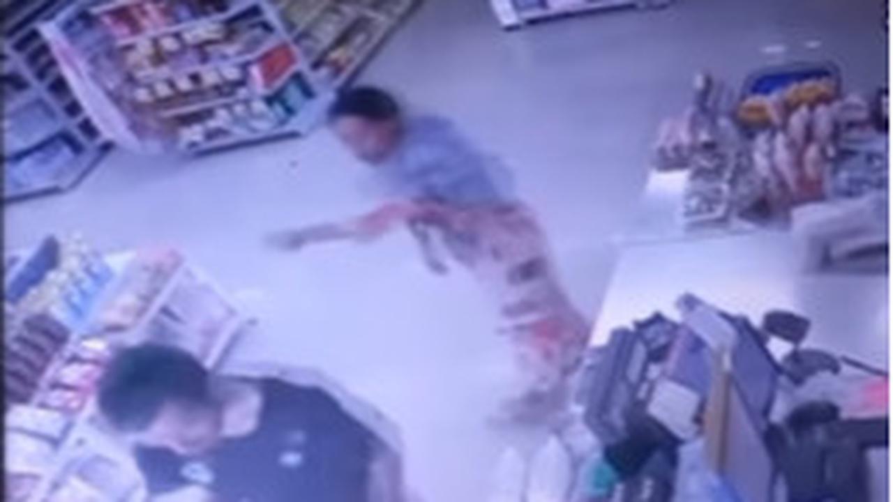 Viral Video Suami Tarik Kerudung Istri Sampai Lepas Gara-Gara Minta Dibelikan Lipstik di Minimarket