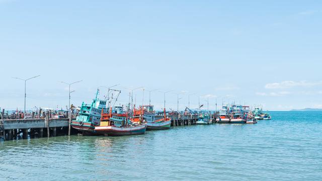 Ilustrasi kapal, laut