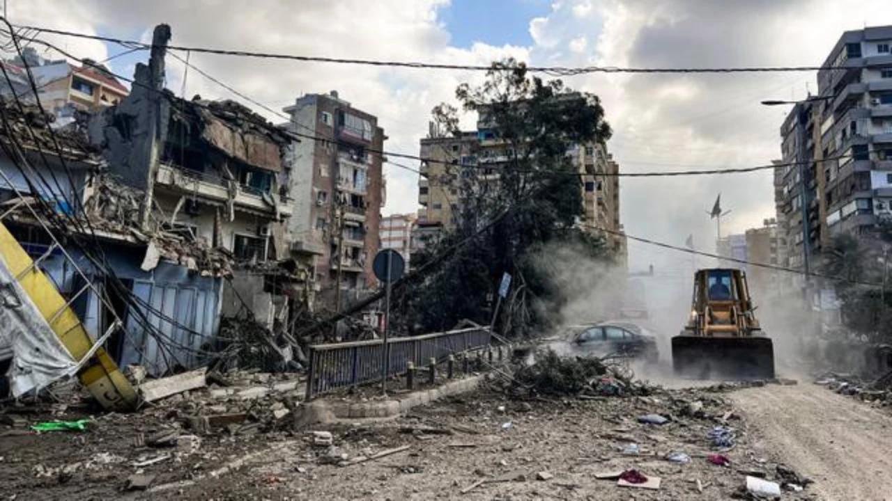 500 Roket Ditembakan Hizbullah Bombardir Israel dalam Sehari, Tentara Sembunyi di Kendaraan Militer