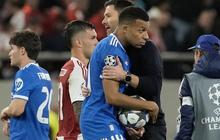 Xabi Alonso Dipecat, Khabib Nurmagomedov Sentil Bintang Real Madrid