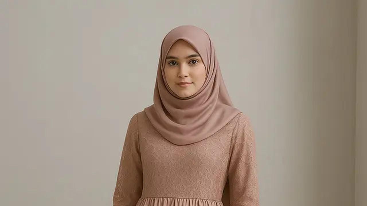 7 Model Gamis Brokat Kombinasi Satin untuk Wanita Berhijab Syar'i, Inspirasi Tren Gaya Anggun 2025