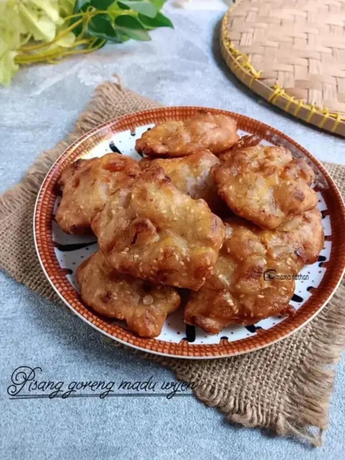 Resep Pisang Goreng Seperti yang Dijual Pinkan Mambo, Renyah di Luar Lembut di Dalam