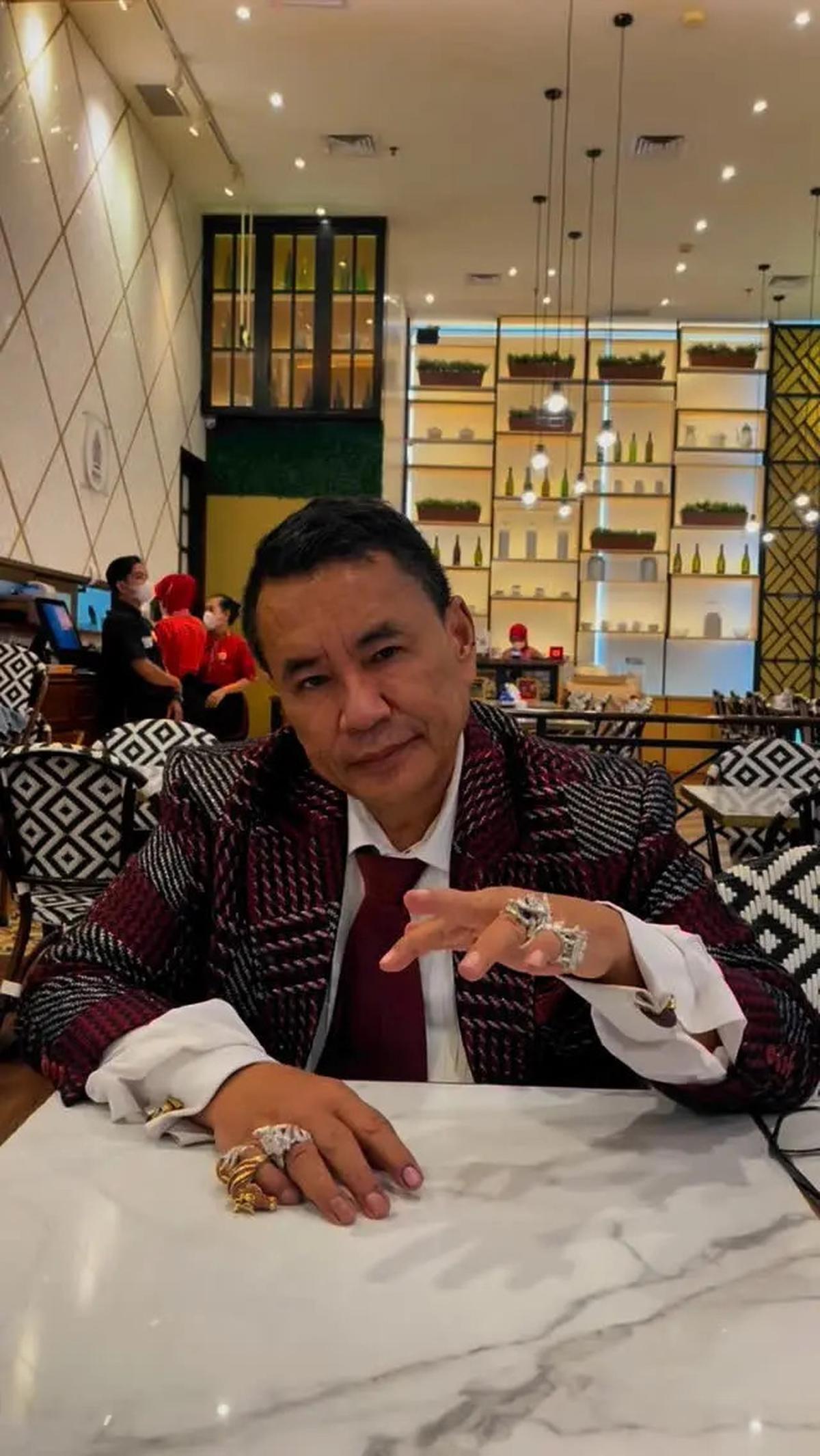 Sidang Razman Nasution Ditunda, Hotman Paris Malah Girang: Makin Lama Dia Jadi Terdakwa Aku Senang!