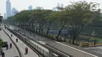 Pengendara sepeda motor menerobos jalur bus transjakarta di kawasan Pasar Rumput, Jakarta, Kamis (25/6/2020). Minimnya penindakan selama PSBB menyebabkan sebagian pemotor nekat masuk ke jalur khusus bus transjakarta tersebut. (Liputan6.com/Immanuel Antonius)