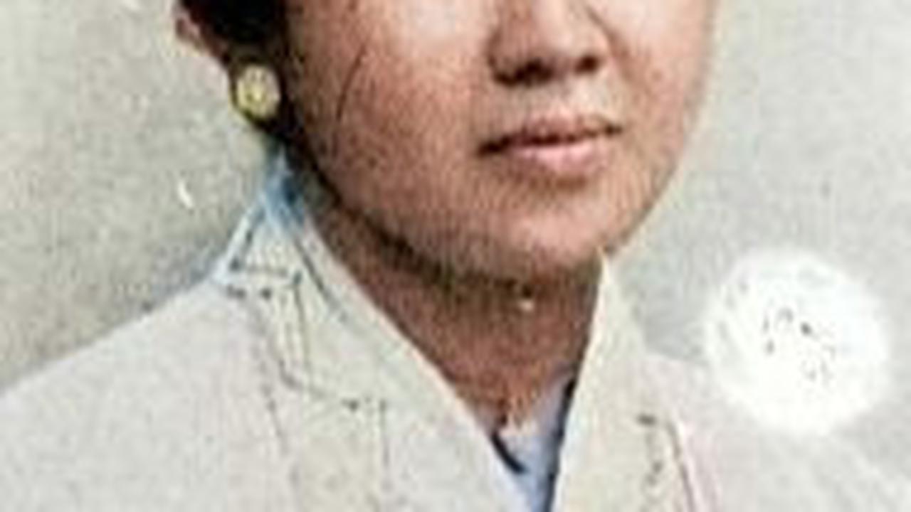 8. R.A Kartini - Raden Ajeng Kartini