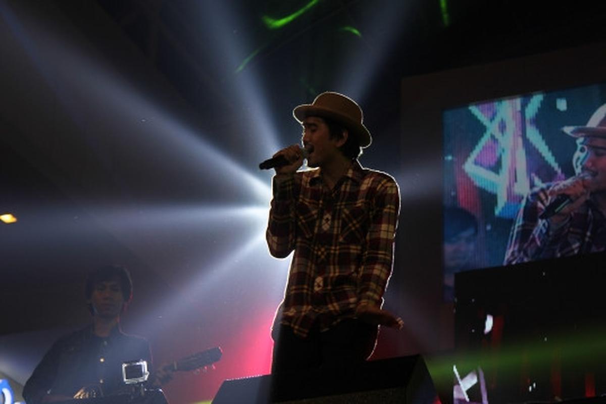Aksi Sheila On 7 gebrak panggung Jazzy Nite di Citos