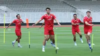 Foto: Penampakan Elkan Baggott di Latihan Timnas Indonesia, Welcome Back Sang Tower