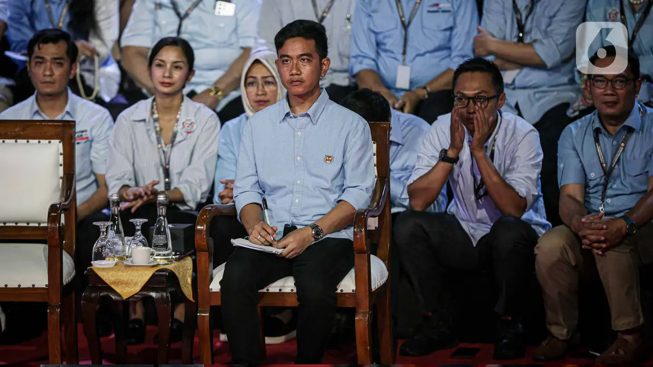 Ekspresi Para Capres/Cawapres saat Paparan Visi Misi pada Debat Perdana Pilpres 2024