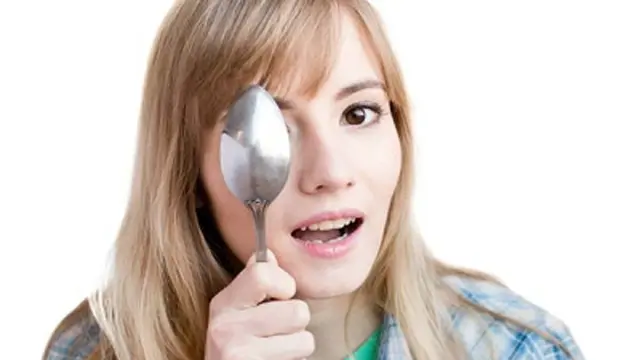 Cantik Menggunakan Sendok