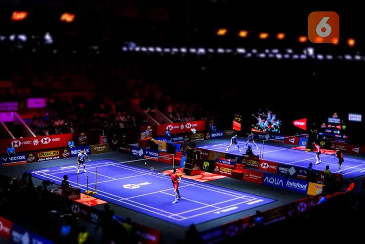 Foto: Nuansa Baru Indonesia Open 2025, Court Biru dan Karpet Abu-Abu