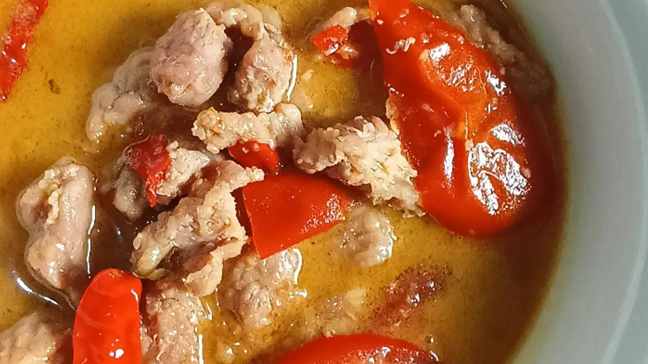 Ilustrasi Semur Daging Sapi Sunda