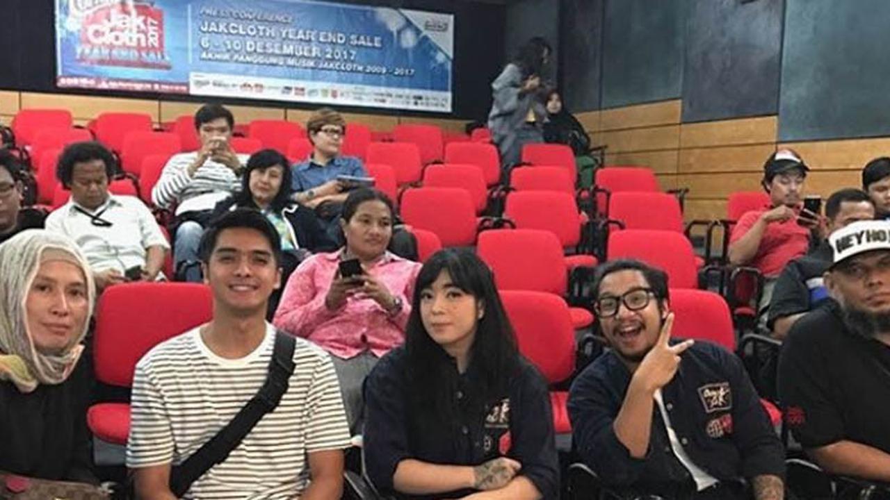 JakCloth Year End Sale 2017