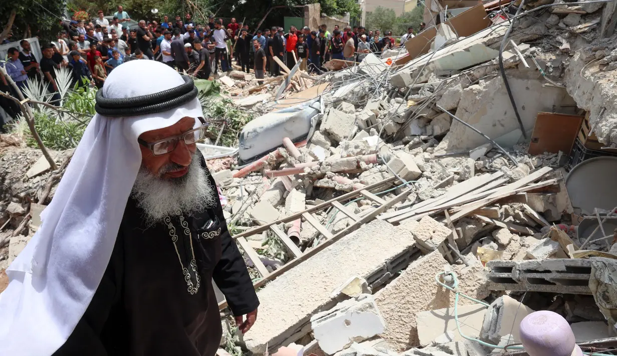 Dalam 24 jam terakhir, Kementerian Kesehatan di Gaza menyatakan ada 82 orang tewas dan 152 lainnya terluka dalam serangan Israel. (Zain JAAFAR/AFP)
