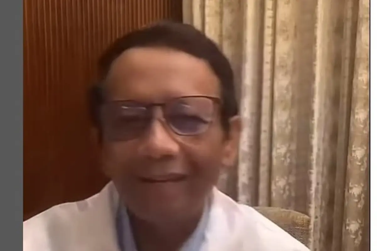 Tak Keberatan Jawab Pertanyaan Receh di Live TikTok, Mahfud Ungkap Lebih Suka Mi Instan Kuah atau Goreng.