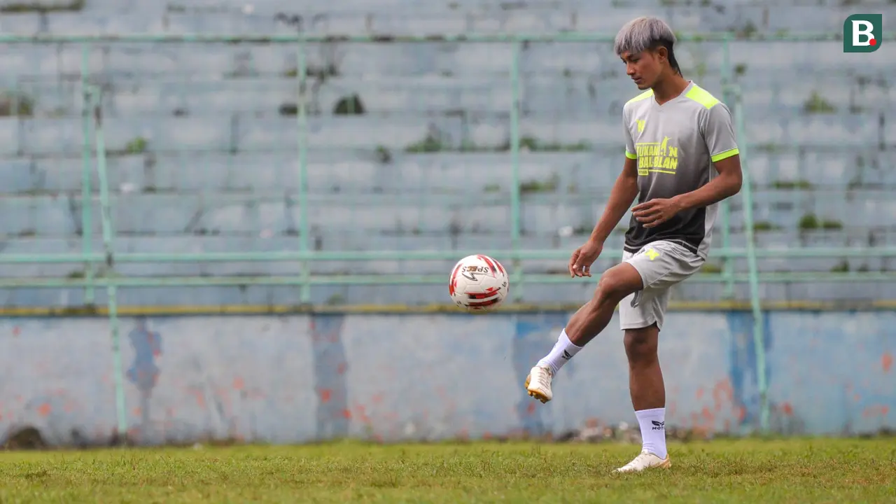 Bek Arema FC, Ahmad Alfarizi