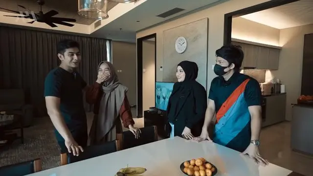 6 Potret Atta Halilintar dan Aurel Kunjungi Apartemen Ria Ricis, Akrab Banget