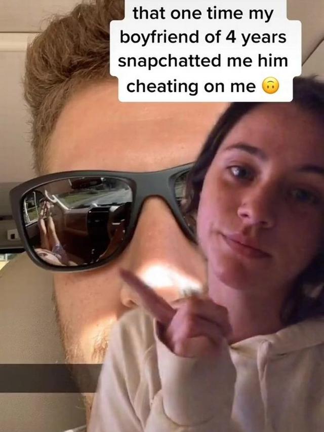 wanita pergoki pacar selingkuh lewat foto selfie