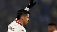 Penyerang AC Milan, Alvaro Morata, ketika memperkuat Rossoneri menghadapi Atalanta di Gewiss Stadium dalam laga giornata 15 Serie A Liga Italia, Sabtu (7/12/2024) dini hari WIB. (Spada/LaPresse via AP)