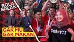 Berita video Bola Break edisi kali ini, Bola.com ngobrolin banyak tentang MU bersama selebgram cantik yang ternyata fans MU garis keras, dia adalah Ziffa Ziyyah.