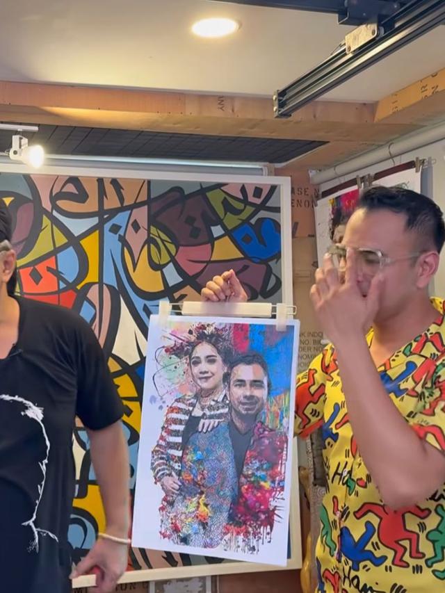 Raffi Ahmad di rumah goa Dik Doank. (credit: instagram.com/raffinagita1717)