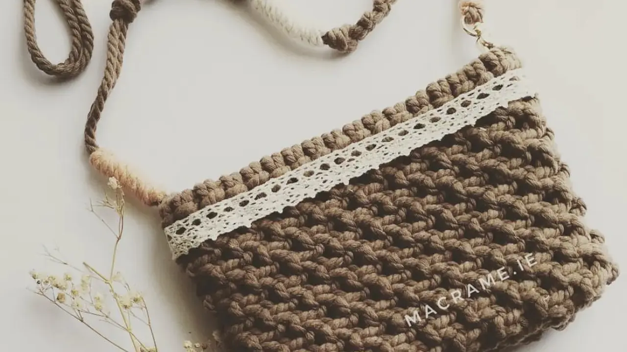 Tas Coklat Macrame.ie