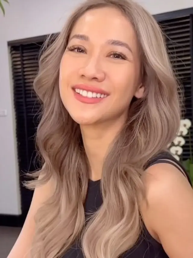 Bunga Citra Lestari dengan rambut panjang terurai (Instagram/itsmebcl)