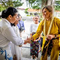 Intip gaya busana Ratu Maxima dari Belanda saat kunjungan ke Jawa Tengah (@unsgsa)