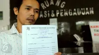 Peppi Piona putra almarhum Nasri Cheppy melaporkan pihak Metro TV ke Pengadilan Negeri Jakarta Barat terkait kasus pencemaran nama baik, Jakarta, Senin (1/6/2015). (Liputan6.com/Faisal R Syam)