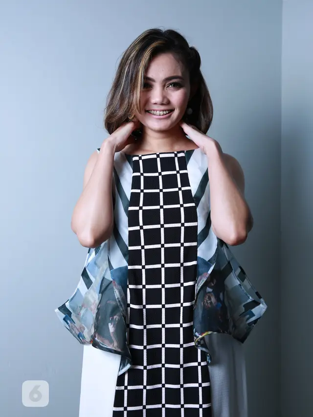 [Bintang] Eksklusif Rina Nose