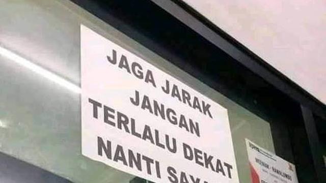 7 Potret Tulisan Nyeleneh di Tukang Fotocopy Ini Bikin Senyum Tipis