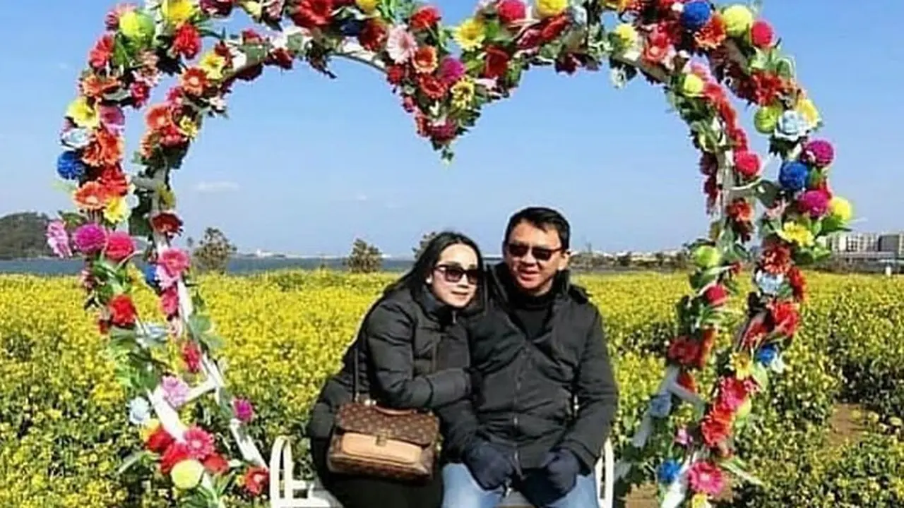 Transformasi Penampilan Puput Nastiti Istri Ahok dari Polwan Hingga Sekarang