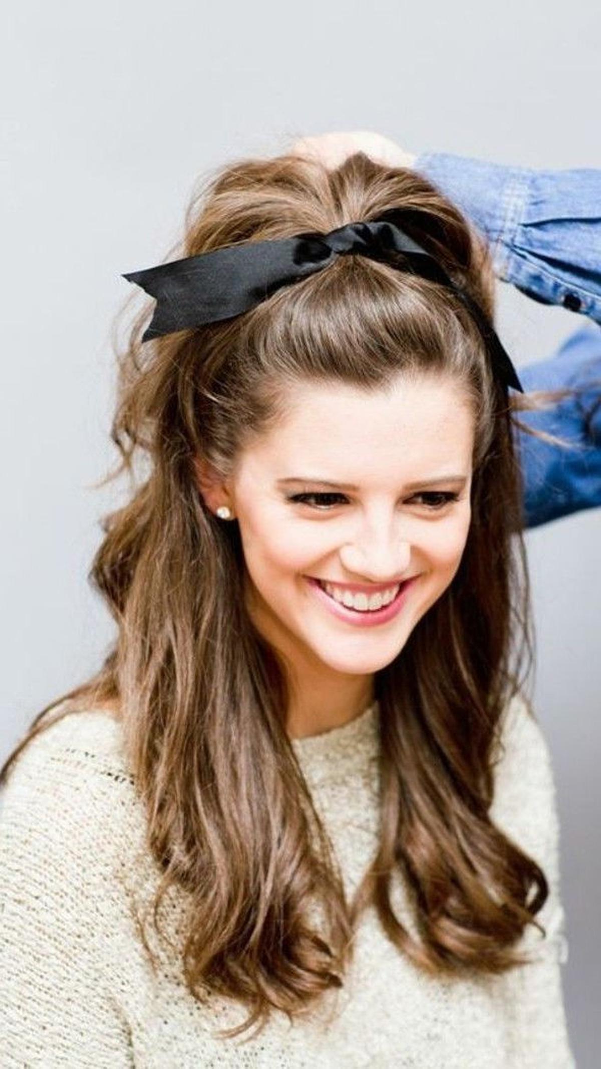 <b>Model Rambut Half Up Ponytail</b>