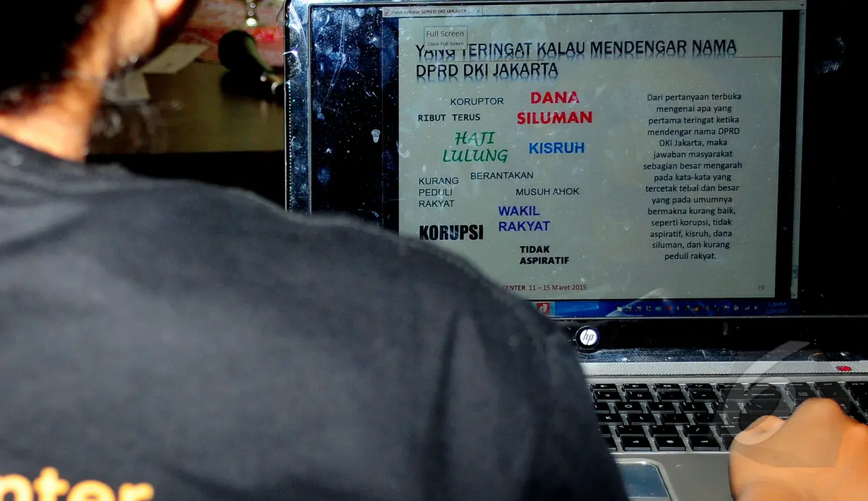 Lembaga survei Populi Center menggelar konferensi pers hasil temuan mereka terkait dana siluman, Jakarta, Rabu (19/3/2015). Hasil survei 42,6 persen publik percaya kepada Ahok dalam menanggapi isu tersebut.(Liputan6.com/Yoppy Renato)