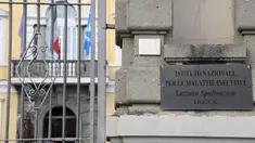 Suasana Institut Nasional Lazzaro Spallanzani untuk Penyakit Menular di Roma, Italia, Selasa (3/3/2020). Otoritas Italia mengonfirmasi sebanyak 2.263 kasus virus corona atau COVID-19 di negara tersebut. (Xinhua/Alberto Lingria)