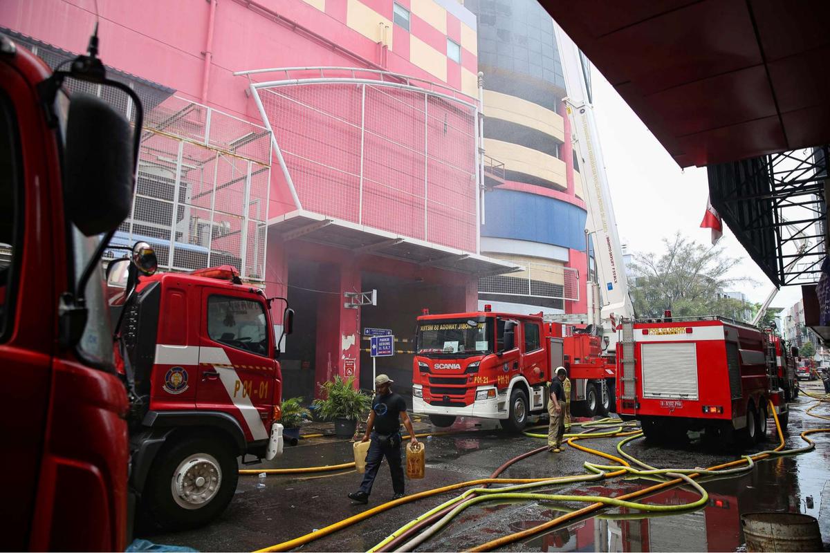 Kebakaran Glodok Plaza