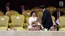 Presiden RI ke-5 sekaligus Ketua Umum PDI Perjuangan, Megawati Sukarnoputri menghadiri Sidang Tahunan MPR di kompleks Parlemen, Senayan, Jakarta, Rabu (16/8). Megawati terlihat anggun mengenakan ebaya modern berkerah cheongsam. (Liputan6.com/Johan Tallo)