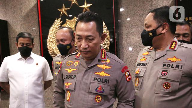 Kapolri Beri Keterangan Terkait Kasus Adu Tembak Anak Buah Ferdy Sambo