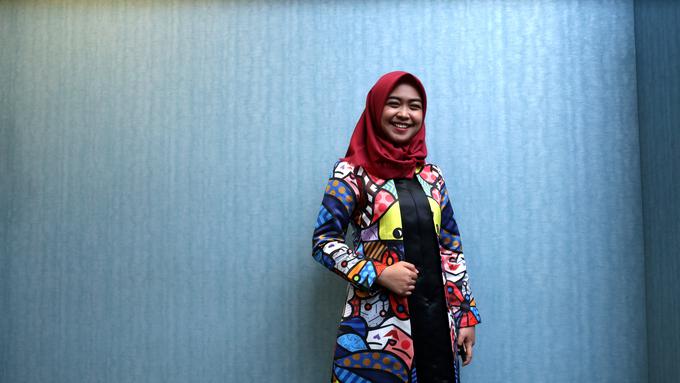 Gaya Hijab Ria Ricis Di Xyz Day 2018 Tampak Fun Dan Warna Warni