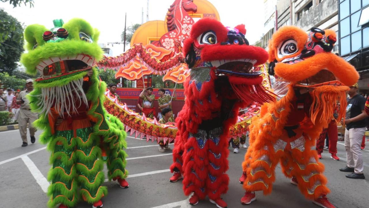 FOTO: Kemeriahan Cap Go Meh Jakarta Warnai Ibu Kota