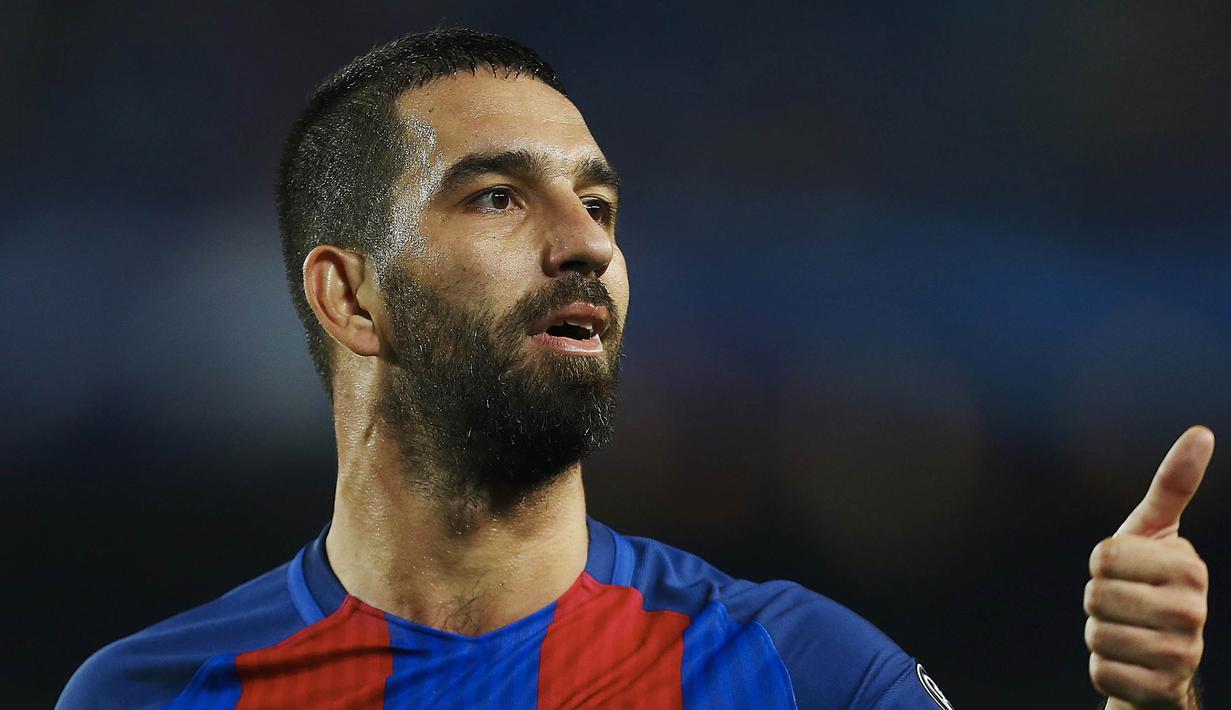 8. Arda Turan (Barcelona) - 4 Gol. (EPA/Alejandro Garcia)